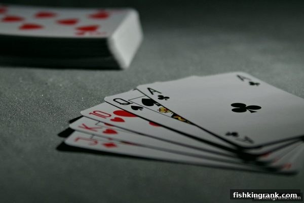 捕鱼王中王 | 大小球桌游社交对冲全攻略：从概率分析到波胆预测